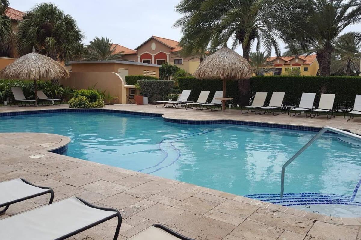 Wonder Apartment In Gold Coast With Private Pool Palm Beach Exterior photo